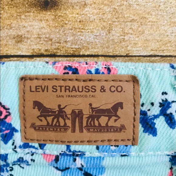 Shorty short Levi Floral Shorts - Picture 4 of 8